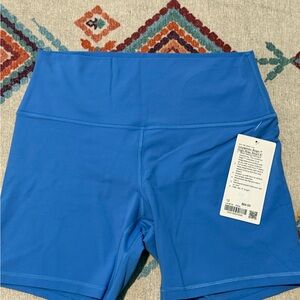 Lululemon Pool Party Bike Shorts Size 12 NWT
